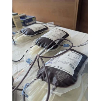 Контейнер для крови с раствором ЦФДА-1 двойной в модификации 250/250 с портом для пробирок (DC-250SS)